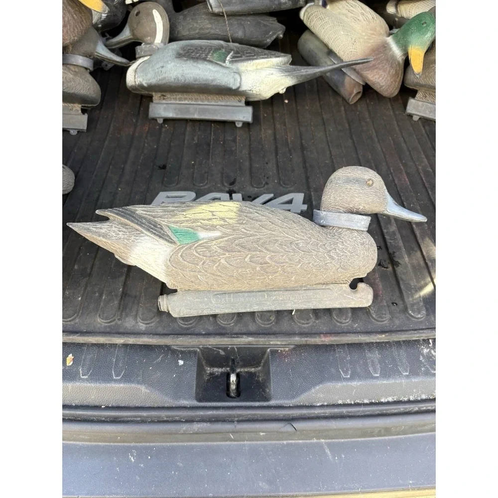 G & H Decoy Duck Hyper Realistic‎ Henryetta, Ok Made In USA W/ Weight